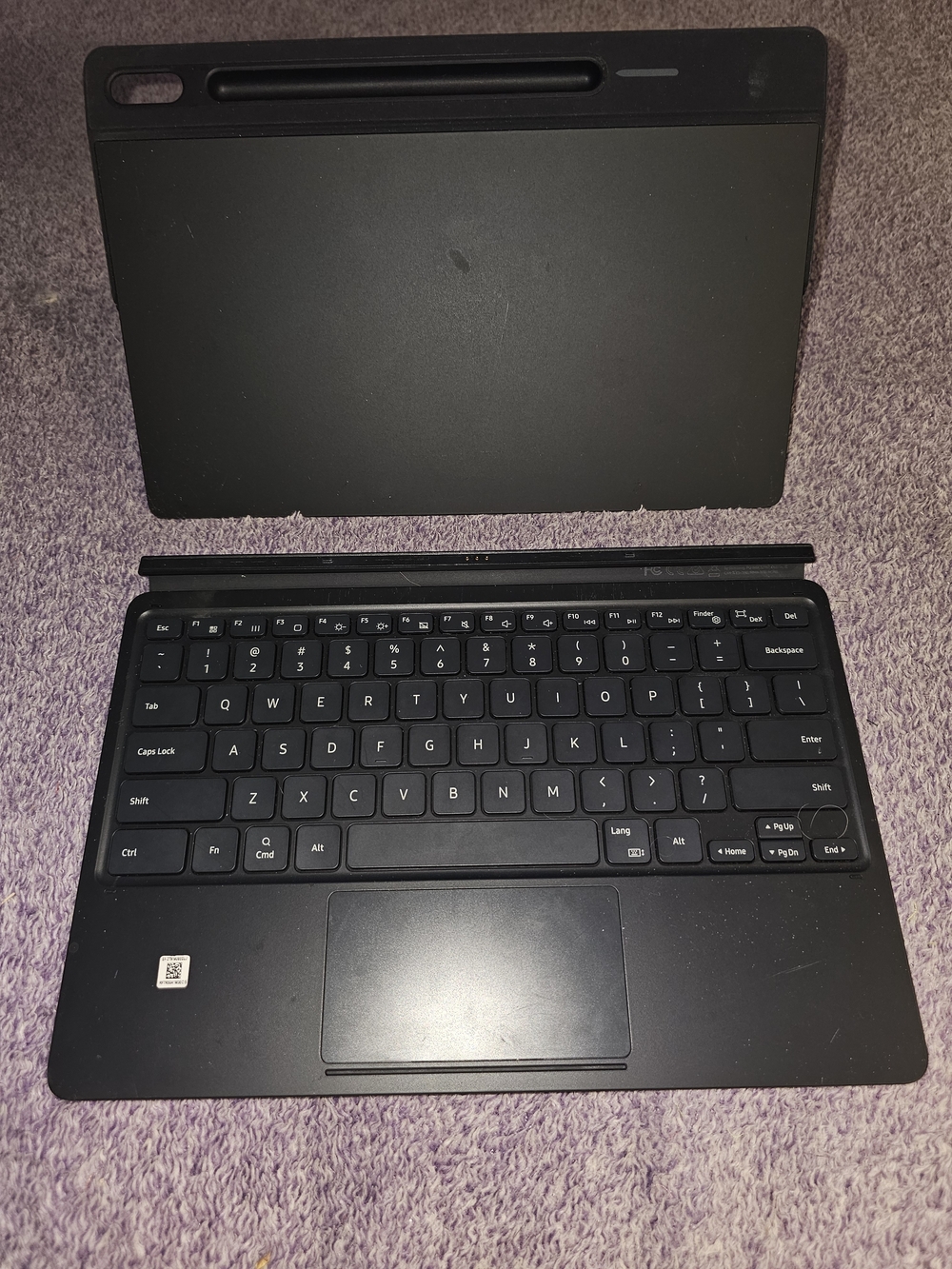 The Samsung Galaxy Tab S8+ / Tab S7+ Book Cover Keyboard